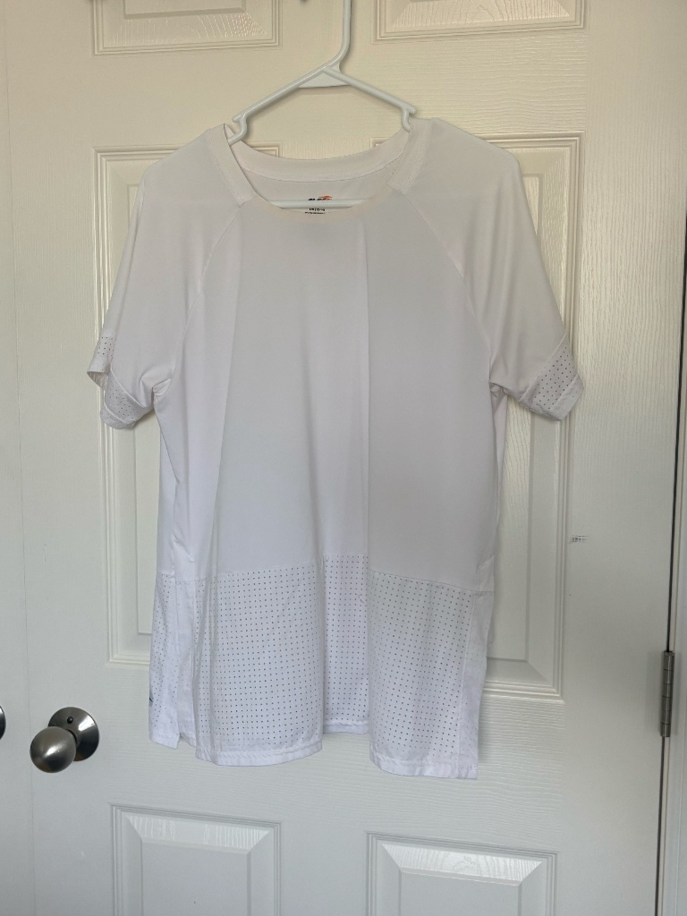 Avia White Perforated Short Sleeve Athletic Top